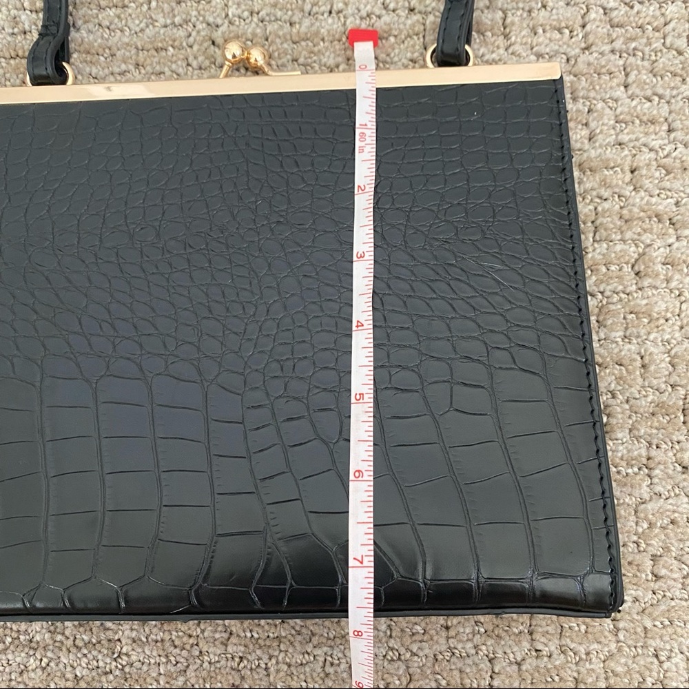 Faux Black Croc Crossbody Purse - Picture 7 of 8